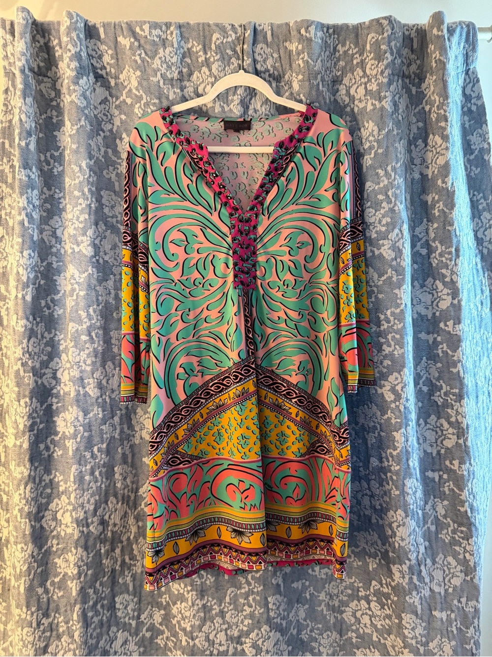Vibrant Hale Bob Multi-Color Printed V-Neck Women's Tunic